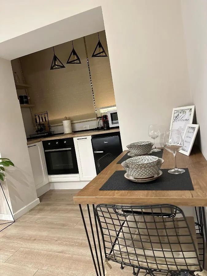 Apartment 4Seasonsgea , Deluxe Studio , City Centre , Tirana