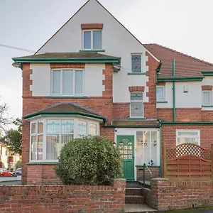 Hillcrest , Scarborough United Kingdom